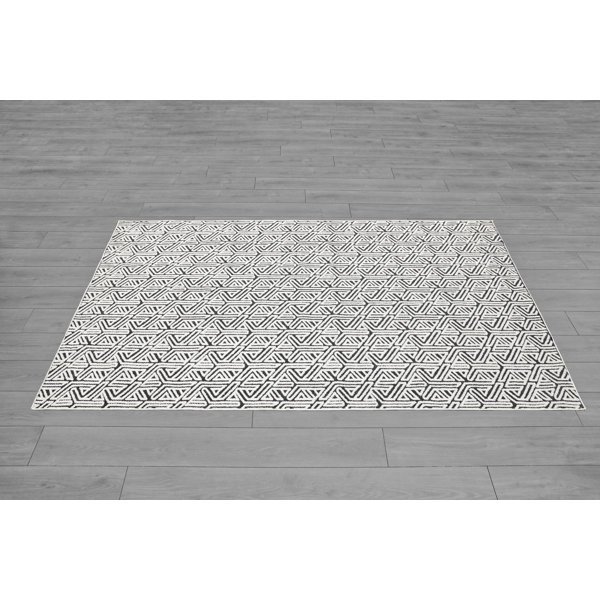Latitude Run® Geometric Gray Area Rug Wayfair
